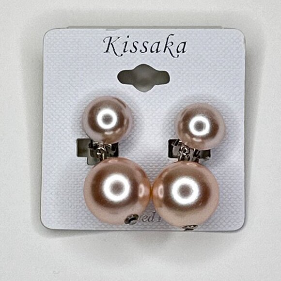 Seven Pair Of Faux Pearl Earrings Two Clip On And Five Pierced - Picture 6 of 11